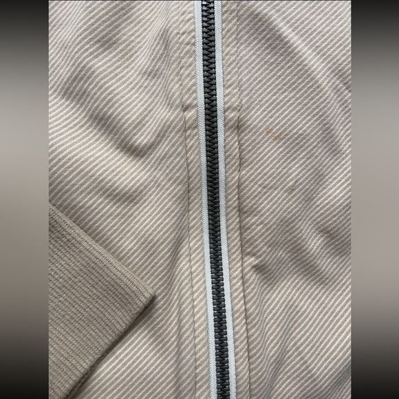 LULULEMON FULL ZIP STRIPED CREAM HOODIE / SWEATSHIRT SIZE 6 - Picture 10 of 11